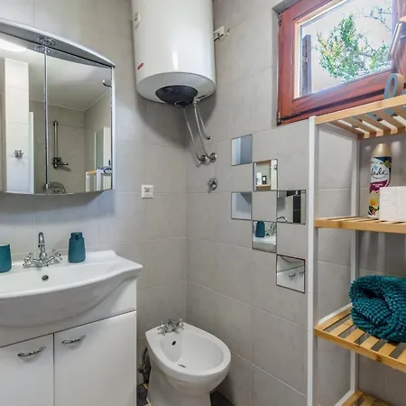 With Parking Space - Zadar - 24588 Apartmán Privlaka (Zadar)