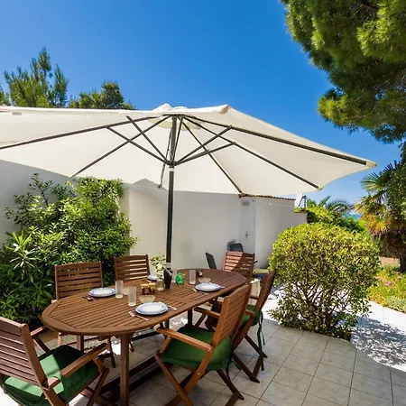 Apartment With Parking Spaces Privlaka, Zadar - 24588